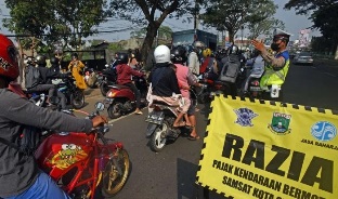 Penghapusan data kendaraan bermotor yang menunggak pajak di Provinsi Riau akan diberlakukan (foto/int)